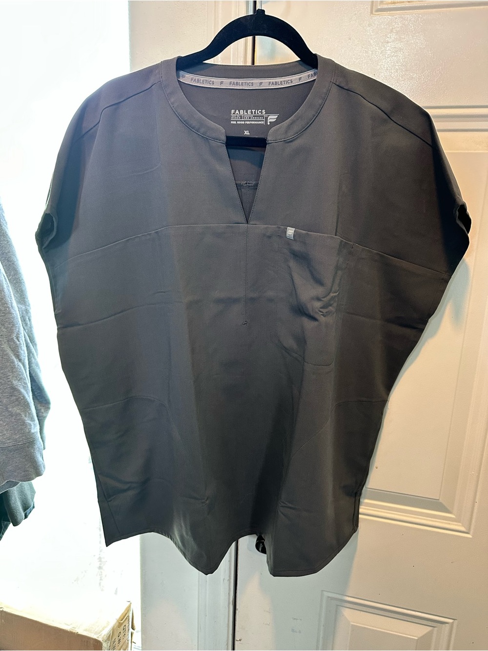 Fabletics Evolve Oversized Scrub Top